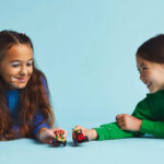 Pachet de curse Furgoneta de pizza vs. camion de pompieri, 60458, 70  piese - imagine 7